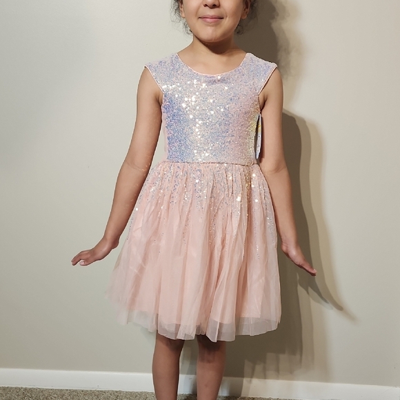 Pink Ballet-Inspired Dance Costume with Sparkling Bodice - Picture 8 of 8